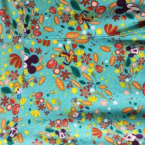 LuLaRoe Leggings - Tall & Curvy - Donald Duck & Friends - Picture 2 of 3